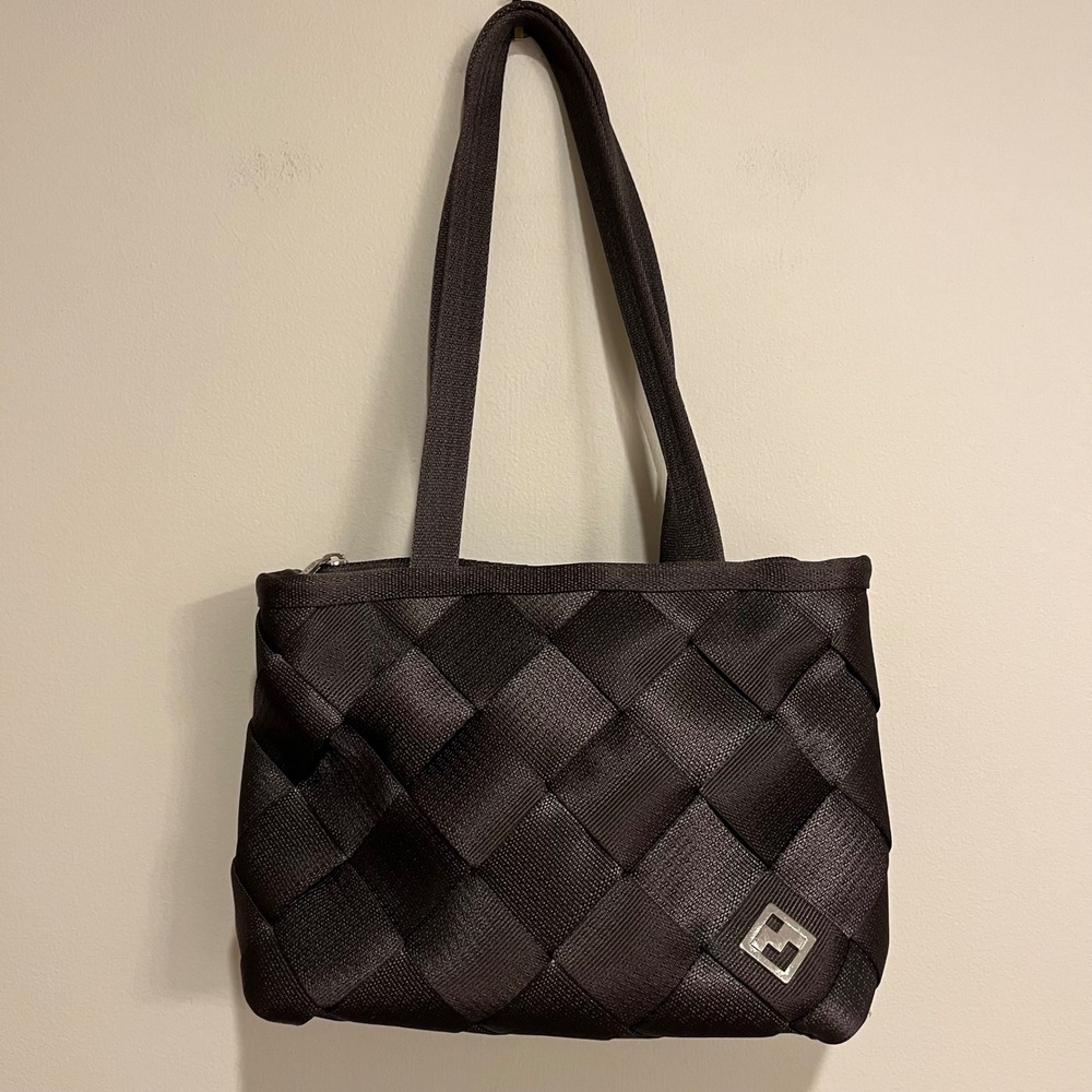 Maggie‎ Bags Purse Seatbelt Seat Belt Shoulder Bag Chocolate Brown Zip Close